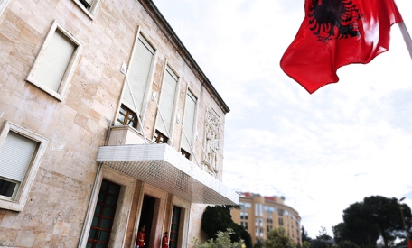 Qeveria vendos: Shperblim pensionisteve per festat e fundvitit, ja shuma